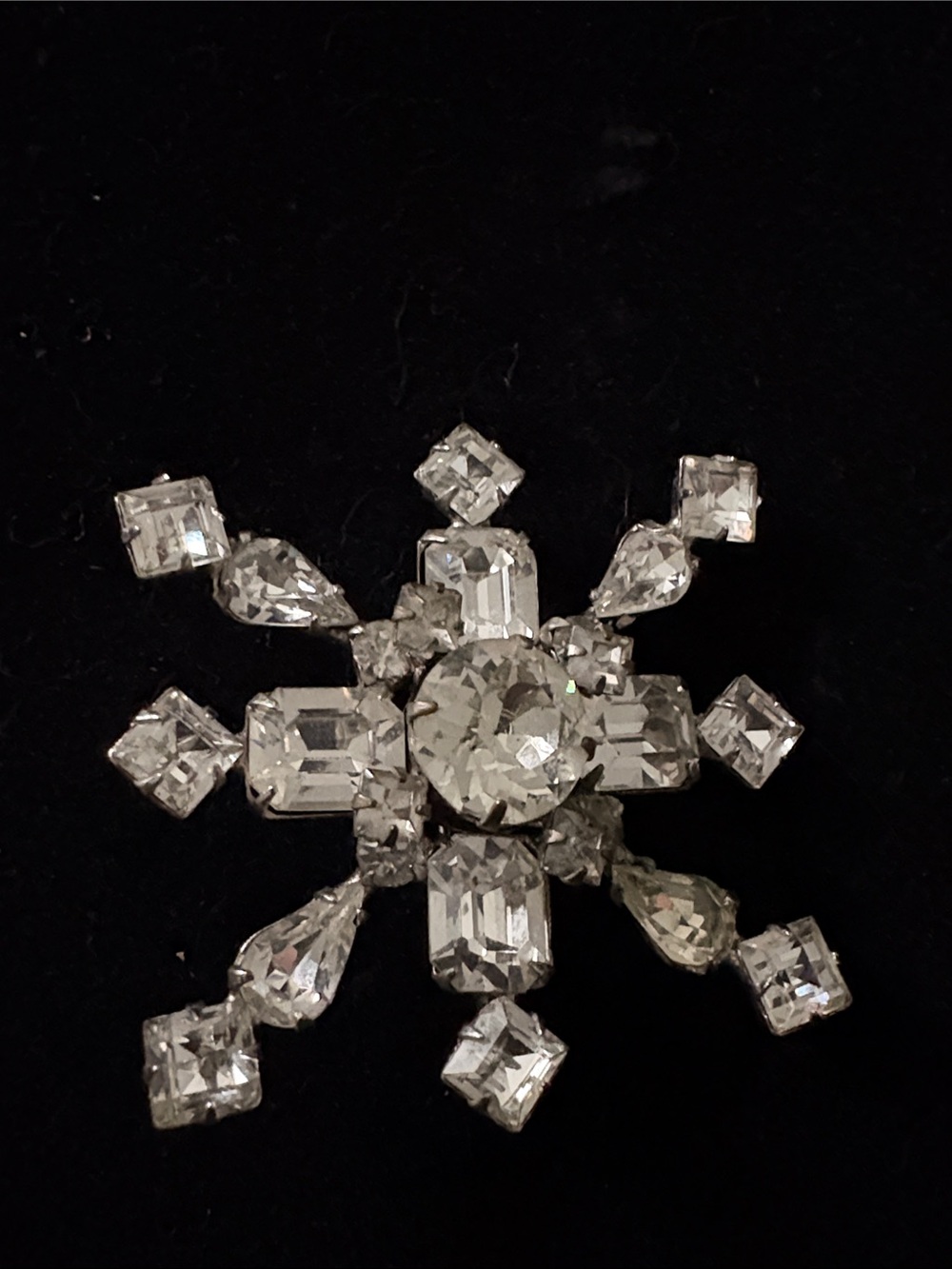 Clear Crystal Snowflake Brooch - Sparkling Accent